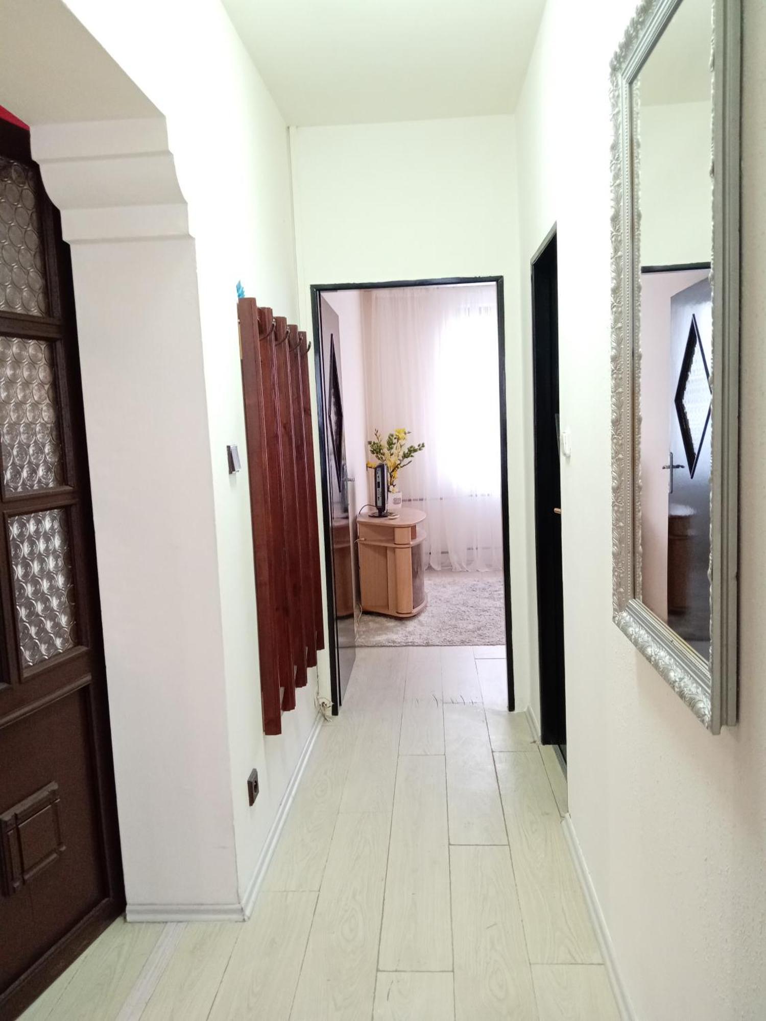 Apartments Alena - การ์โลวีวารี ภายนอก รูปภาพ